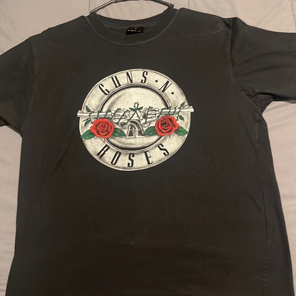 Vintage Guns and roses shirt